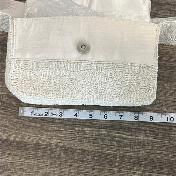 Lulu | Beaded Bag w/ Rhinestone Embellishments 🤍 - Picture 12 of 13